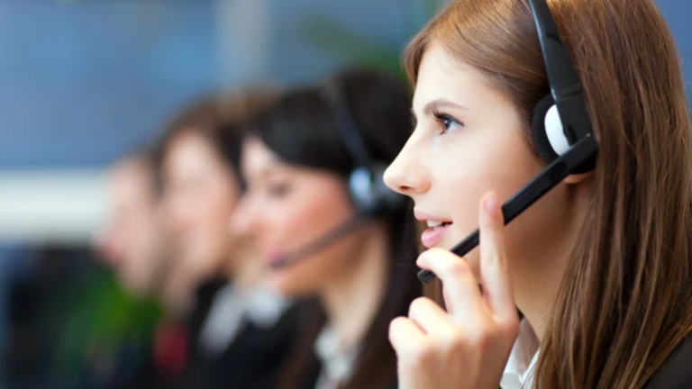 Why Bilingual Support Is Vital in Medical Call Centers